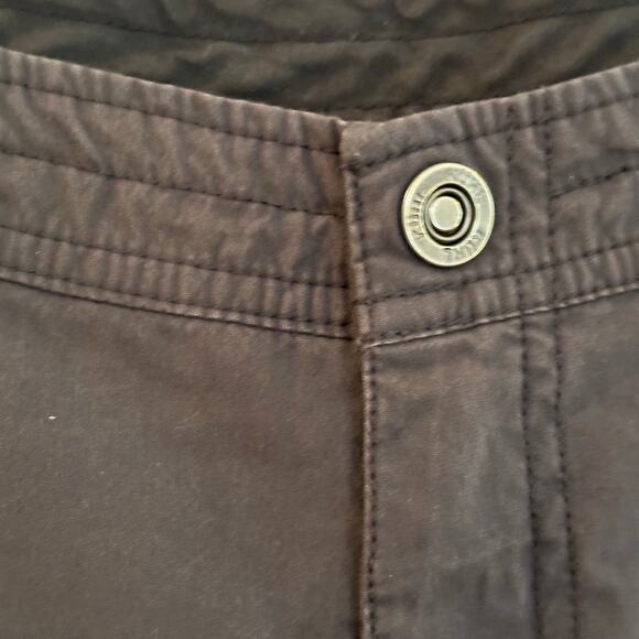 Kuhl Legendary Pants sz 10 Short Dark Grey Utility Pants Hiking Roll up Pants - Picture 6 of 10